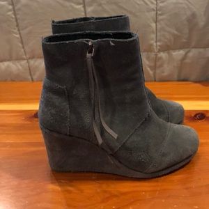 Toms wedge boots